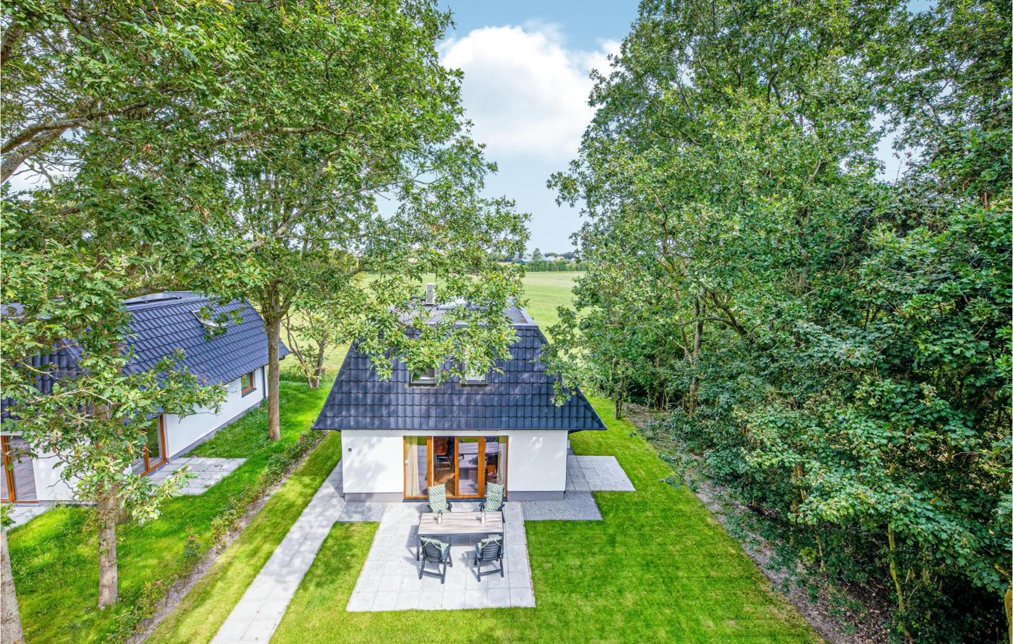 Wieringen Waddenlodge Den Oever Exterior photo