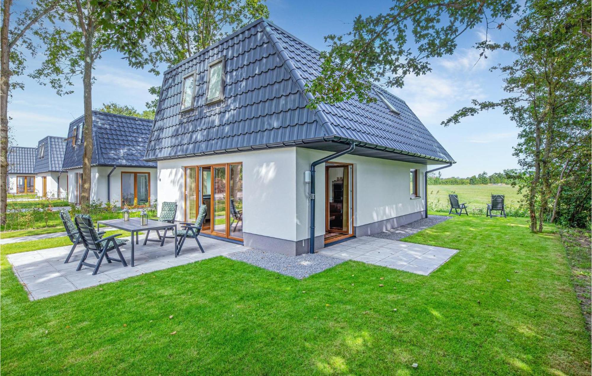 Wieringen Waddenlodge Den Oever Exterior photo